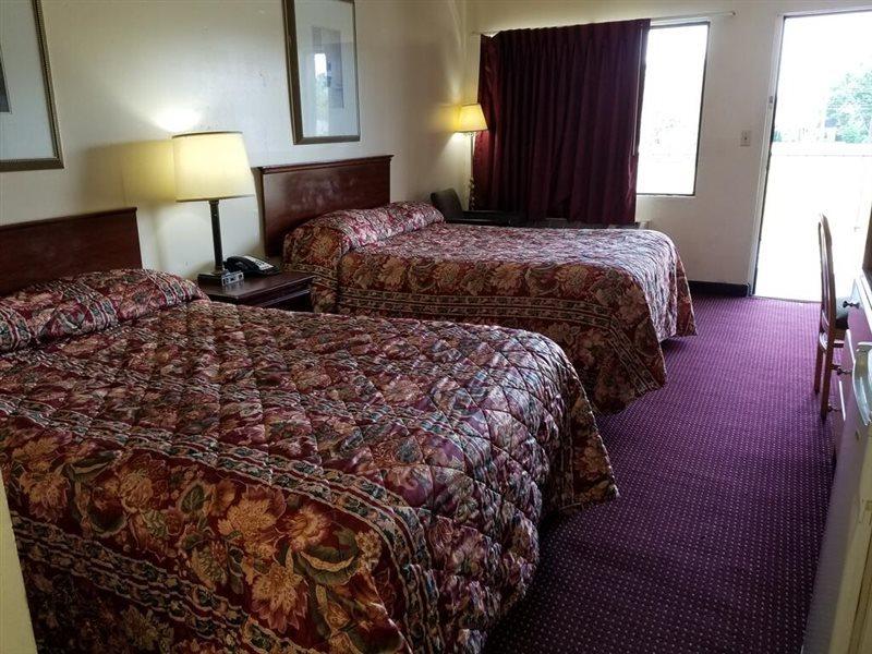 Americas Best Value Inn - 체서피크 외부 사진